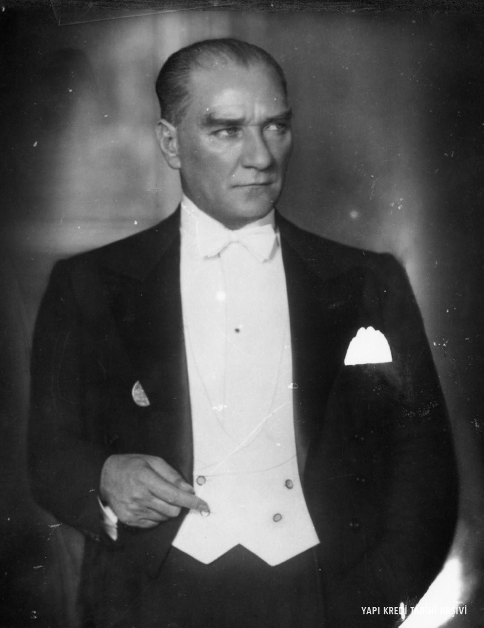 Atatürk 1
